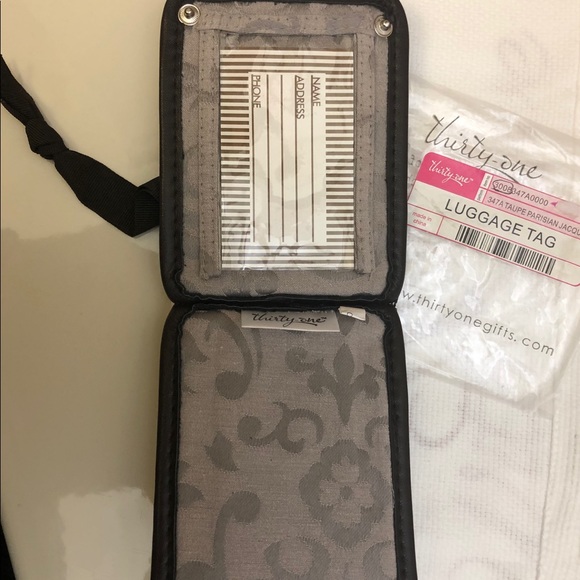 🦋4/$20 Thirty One Luggage Tag Taupe Parisian NIP - Picture 3 of 3